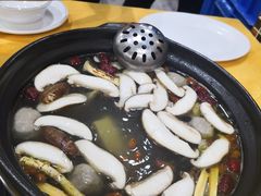 -濠轩阁特色生蚝火锅(水湾路店)
