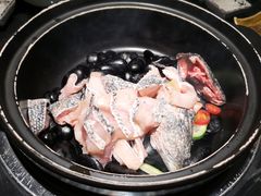 -小椒娘撒椒鱼火锅(三八广场店)