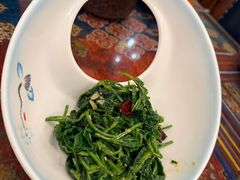 -乡村馕坑肉·烧烤·新疆菜·本地人更爱吃(阿勒泰首店)