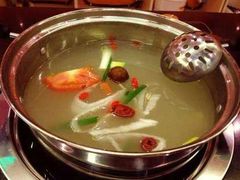 清汤-丹丹妹苗家砂锅酸辣烫