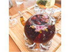 玫瑰红枣茶-桉树林A coffee 森林餐厅(三圣乡店)