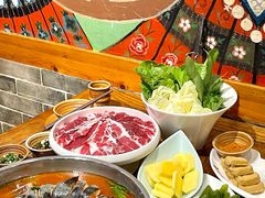 -亮欢寨酸汤鱼(沙冲路店)