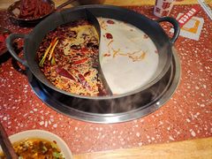 -赵美丽·重庆社区火锅·直营店(火车东站·中豪国际店)