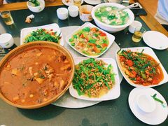 -乐山饭店