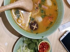-越弥越南传统美食馆