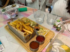 -ins森林童话餐厅coffee&bistro