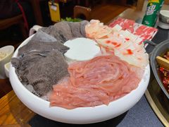 -沸炉重庆老火锅(军事博物馆店)