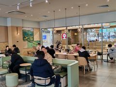 -星巴克臻选(华堂·新辰汇店)