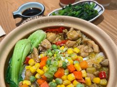 -煲仔皇腊味煲仔饭(经四万达店)