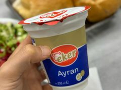 Ayran-Tarihi Sultanahmet Köftecisi Selim Usta