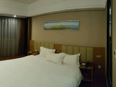 -麗枫酒店(西安小寨地铁站大雁塔店)