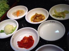 -秀伴韩式主题餐厅(泰龙城店)