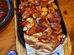 -老东镇啤酒屋海鲜加工·蒸汽海鲜·海鲜烧烤(台东店)