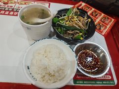 -71号豆汤饭·成都小馆(春熙路百盛店)