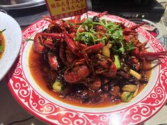 麻辣小龙虾-牟记江湖重庆地标特色菜鱼蛋海鲜无刺鲫鱼(巴南区黑金冠十多年好店)