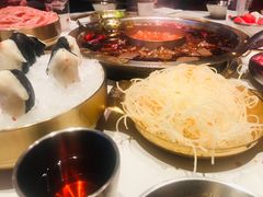 -潮火锅·麻辣牛肉火锅(观音桥方圆·LIVE店)