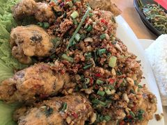 -大树下海鲜饭店