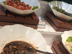 -金滏山烤肉·海鲜·火锅自助餐厅(襄阳万达店)