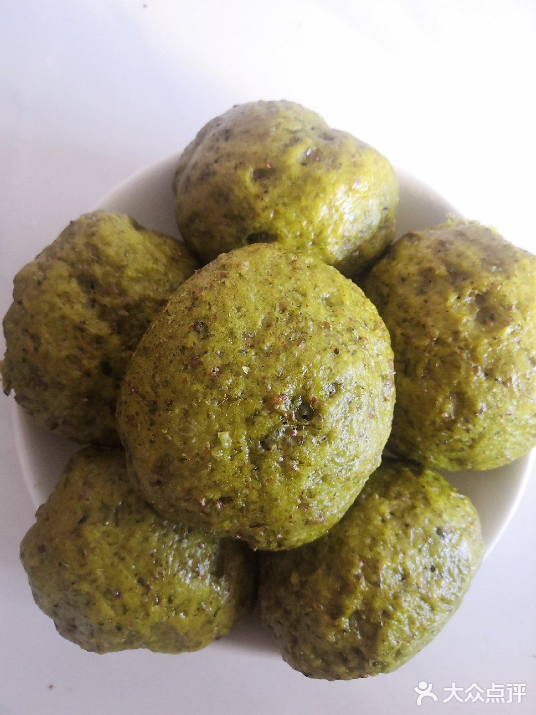 芹菜叶黑燕麦馒头