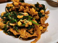 豆芽面筋-湘约爨厨(太白立交店)