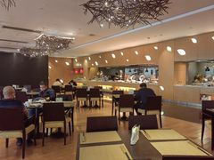 -新地酒店-湖畔自助餐厅