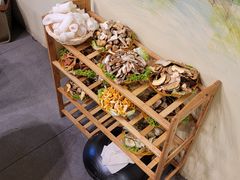-菌海森林·非遗野生菌火锅(西山区滇池路摩根道店)