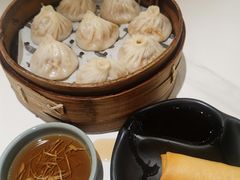 -馋三尺蟹粉小笼(人民广场店)