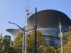 -上海跨国采购会展中心