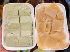 -三道苗苗鱼·美蛙黄辣丁(八里店)