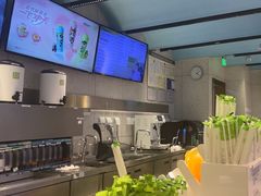 -奈雪的茶(亨特国际广场店)