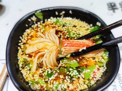 -独食火锅·半米屋台(直营总店)