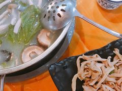 -淼福猪肚鸡·椰子鸡火锅(大沙地店)