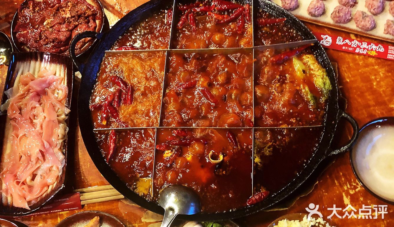 味道也还行比其他火锅只有景没有味道的好