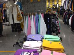 -i.t(湖滨银泰in77店)