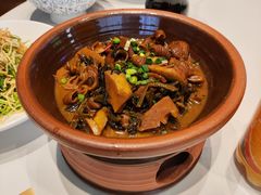 雪里红肉烧肥肠-打酱油·非遗淮扬菜(瘦西湖梅岭店)