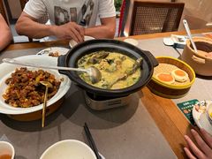 -山涧肴·湘味家肴(松岗满纷天地店)