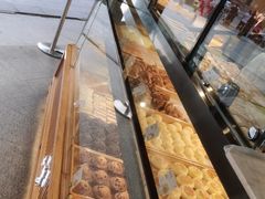 面包甜点陈列柜-六贤记(杭州龙湖滨江天街店)