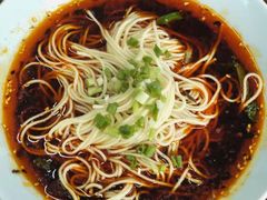 重庆麻辣小面-忆碗面(华新街店)