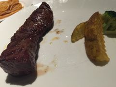 -哈布斯扒房(华发商都店)