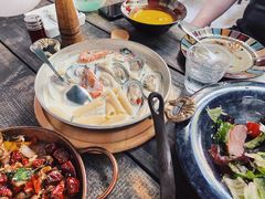 -SISTERS BAR RESTAURANT川意酒馆(嘉善老市H楼店)
