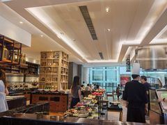 -阿纳迪酒店·秘境西餐厅