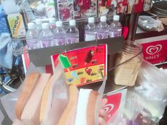 -詹爷爷乌节路街头冰淇淋