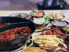 -乐闹闹重庆火鍋(民治店)