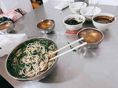 -正宗杨记普洱酸醋米线(总店)