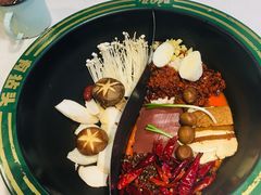 -有拈头成都市井火锅(老门东店)