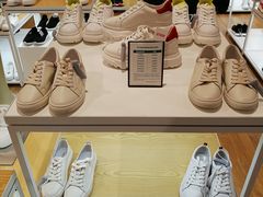 -hotwind热风(丽影广场店)