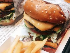 -The Habit Burger Grill 哈比特汉堡(复兴soho店)