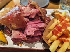 -HUZI虎滋精酿餐吧(京西大悦城店)