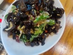 炝拌木耳-张记焖窑·十五年专注焖烤(雍和宫店)
