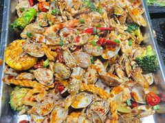 一锹海鲜-冰城小镇音乐串吧·聚会餐厅(百子湾店)